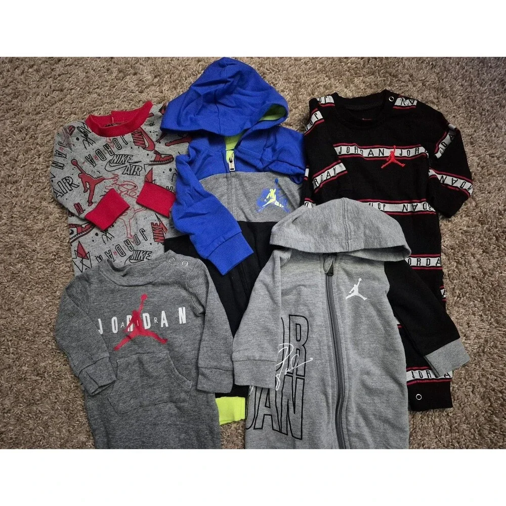 Jordan 1 piece suits size 3 months